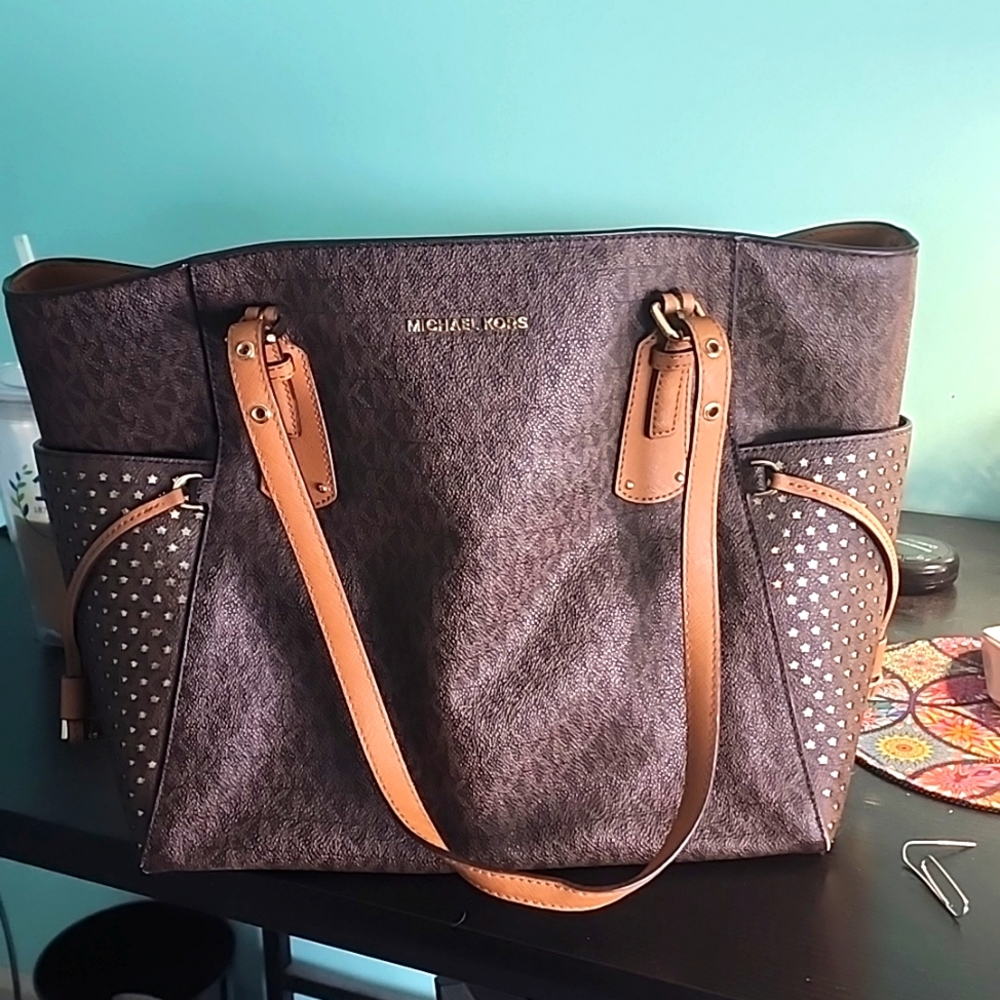 MICHAEL Michael Kors Brown and Tan Shoulder Bag
